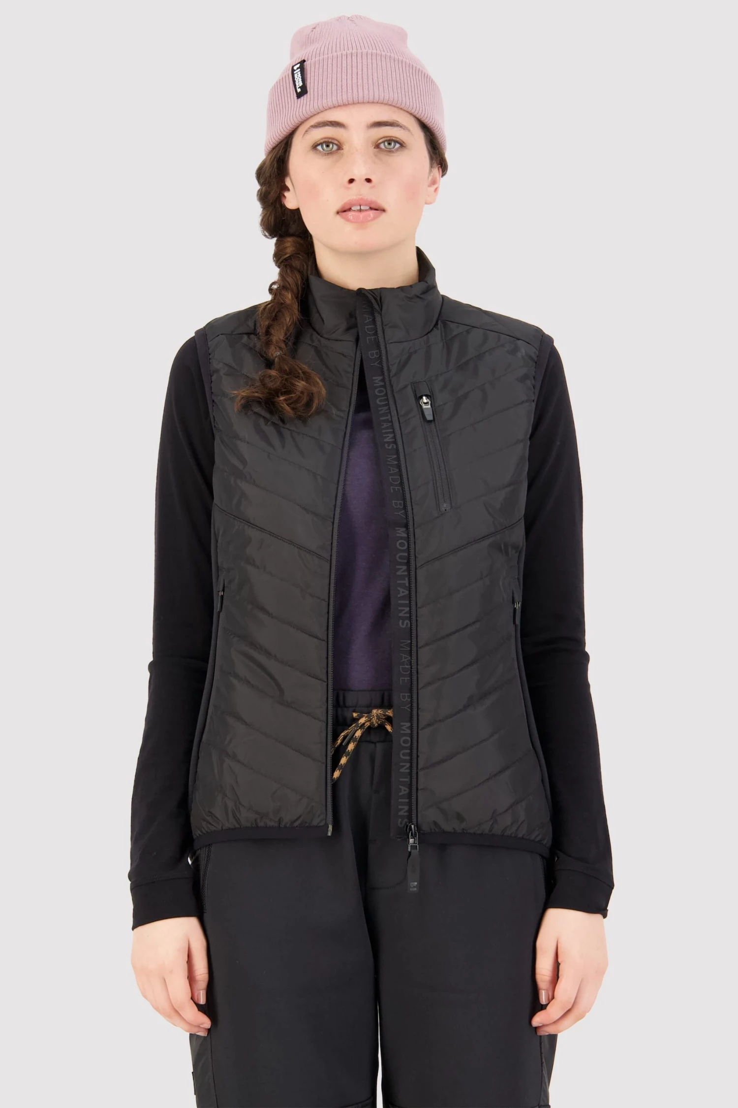 Mons Royale Neve Merino Insulation Vest - Black 1 Mons Royale Neve Merino Insulation Vest - Black