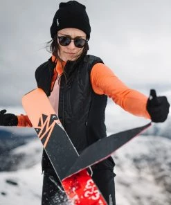 Mons Royale Neve Merino Insulation Vest - Black 12 Mons Royale Neve Merino Insulation Vest - Black