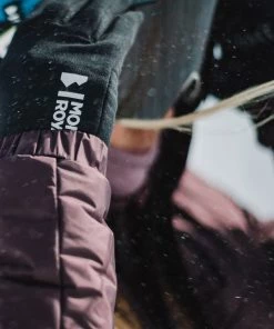 Mons Royale Elevation Wool Fleece Gloves - Black ACCESSORIES 5 Mons Royale Elevation Wool Fleece Gloves - Black ACCESSORIES